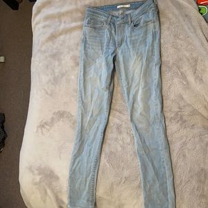 Levi’s 711 skinny jeans